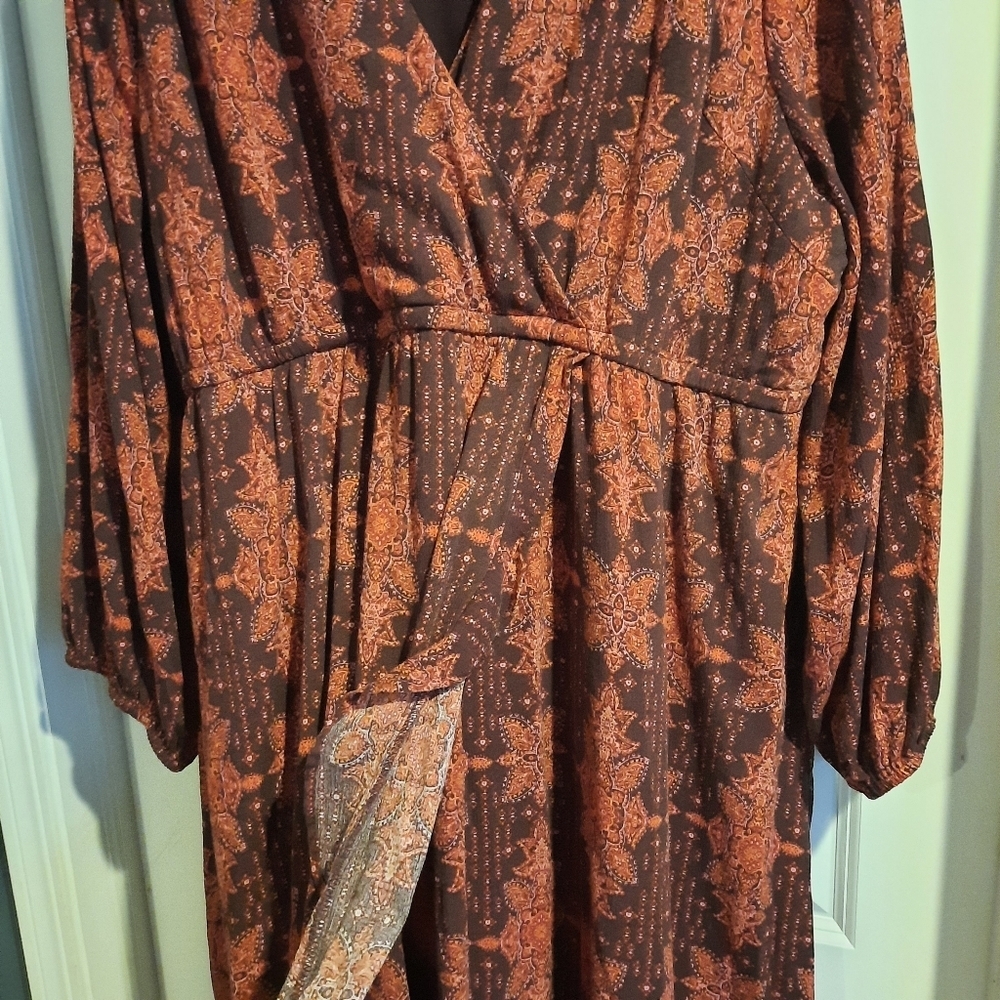 Torrid Midi Washable Crinkle Gauze Dress Size 4‎ 4X Surplice Neck Boho Medallion - Picture 6 of 16